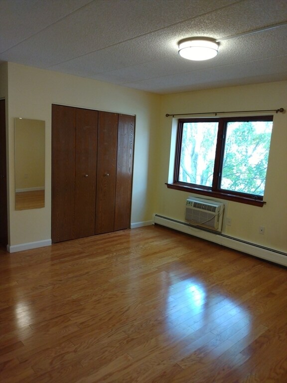 Building Photo - 180 Green St