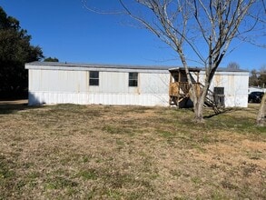 Building Photo - 885 William Vause Ln