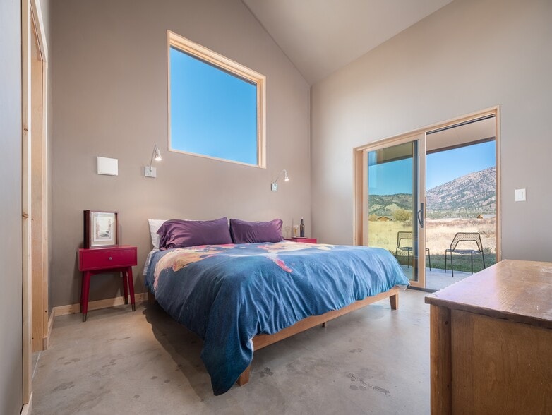 Master Bedroom - 356 Columbine St