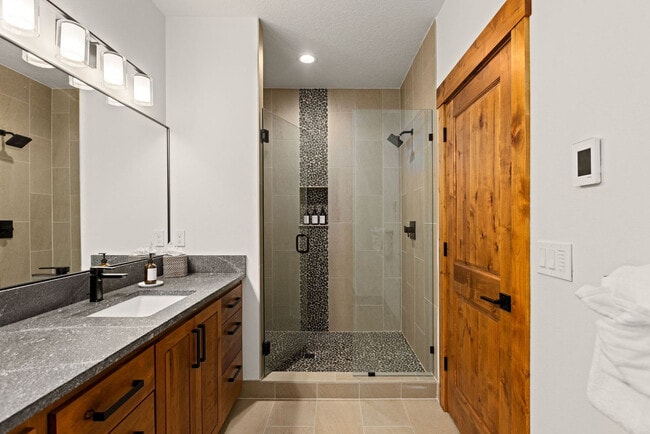 Building Photo - 89192 US-26