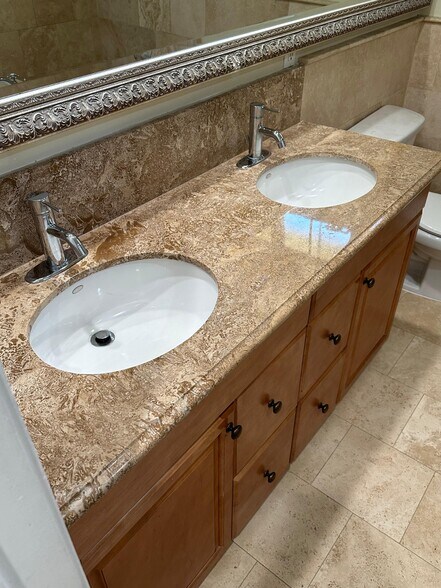 Building Photo - 12402 Killion St