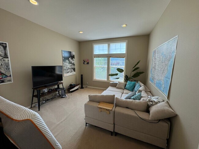Building Photo - 4bd/2.5ba Sammamish Home