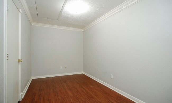 Building Photo - 18531 Lippizaner Dr