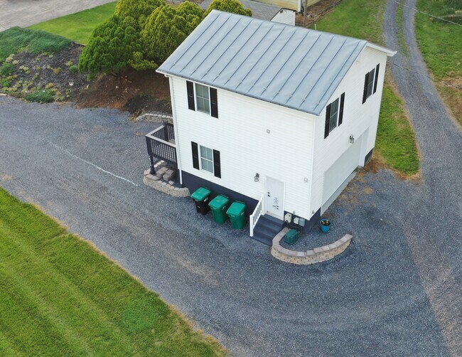 Exterior Garage Side - 1672 Lacey Spring Rd