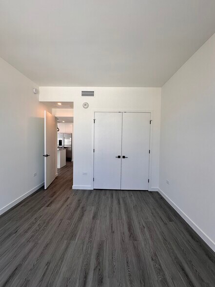 Building Photo - 244 NW 31st St
