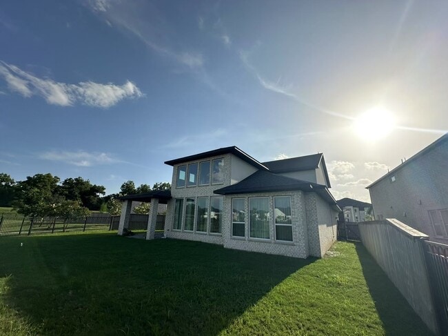 Building Photo - 4906 Tanyard Manor Dr