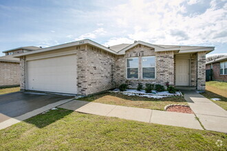 Building Photo - 3913 Saddle Ridge Cir