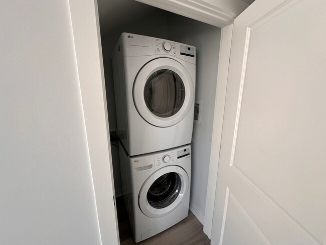 Building Photo - 1426 Navaho Trail