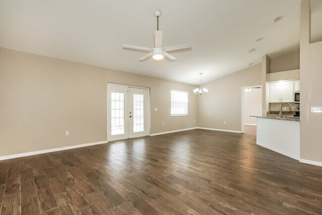 Building Photo - 7742 Ashford Dr