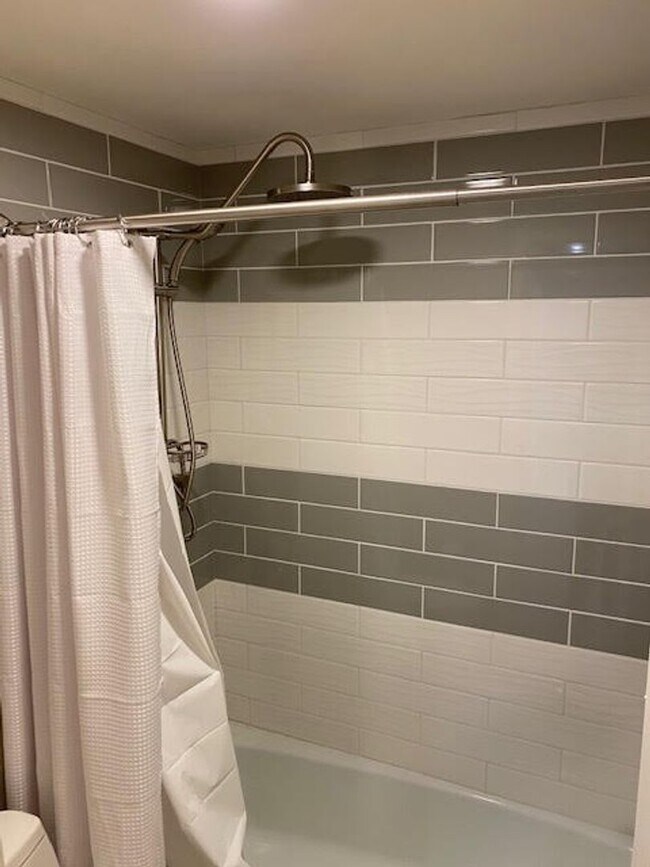 Building Photo - Dillon Valley East Condo-Beautifully Remodeled  3 Bedroom/2 Bath Unit w/Clubhouse, Pool & Hot Tub