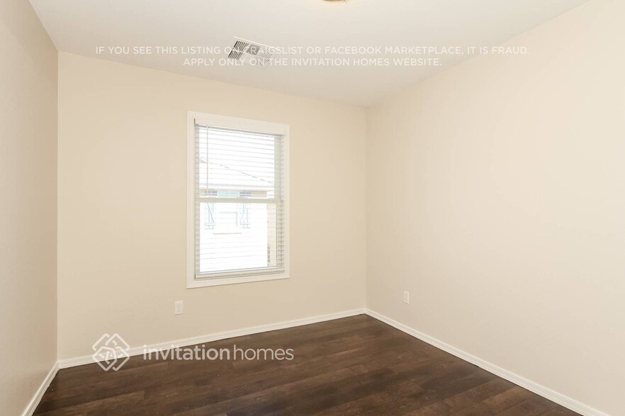 Building Photo - 28958 N 124th Dr