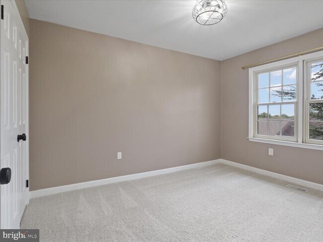 Building Photo - 3001 Federal Hill Dr