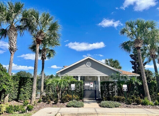 Building Photo - 2539 Aventurine St