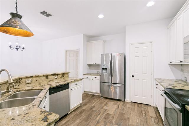 Building Photo - 208 N Arbor Ridge Dr