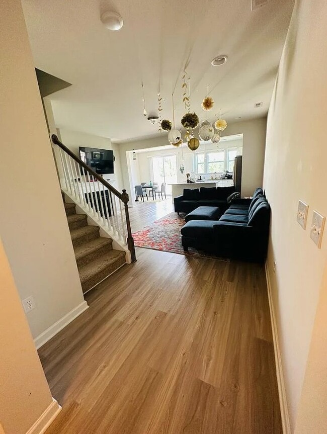 Building Photo - 784 Amarra Dr