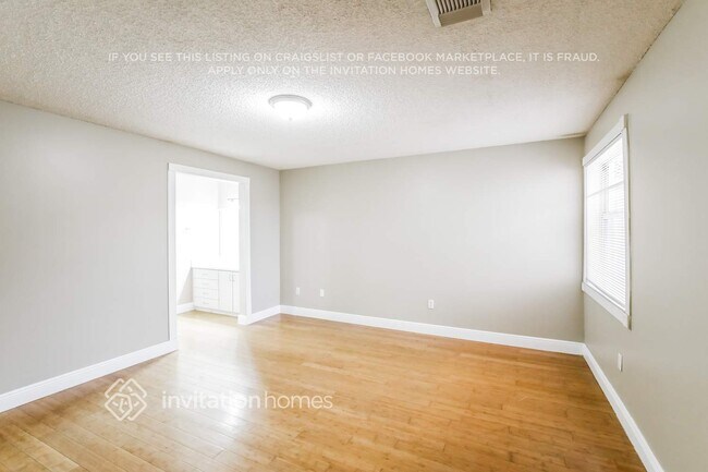 Building Photo - 15400 SW 59th St