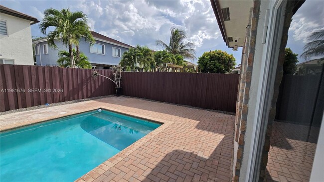Building Photo - 15826 SW 138th Terrace