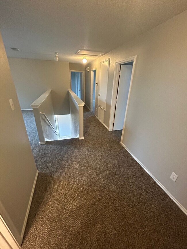 Building Photo - 1253 Tall Grass Dr