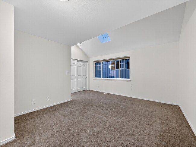 Building Photo - 4418 Corliss Ave N