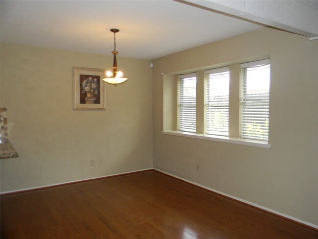 Building Photo - 2754 Quarry Hill Rd