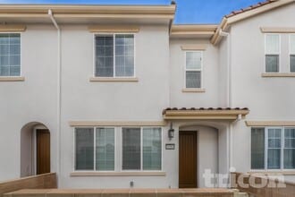 Building Photo - 10565 Vina Ct
