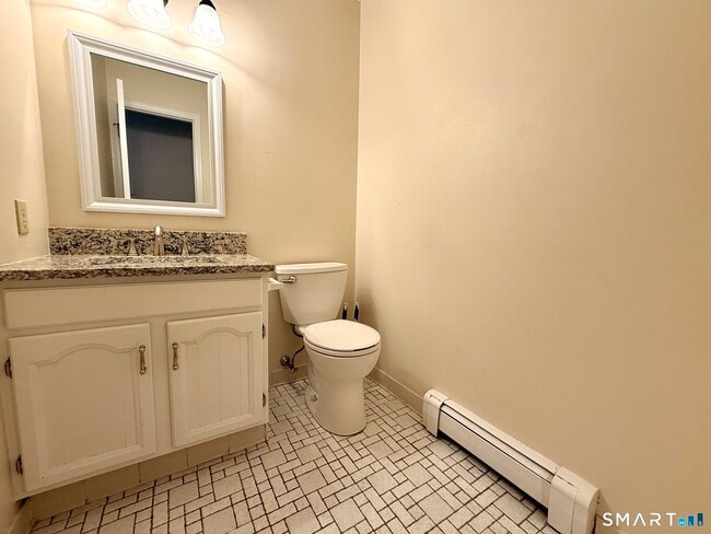 Building Photo - 3 Falmouth Ct