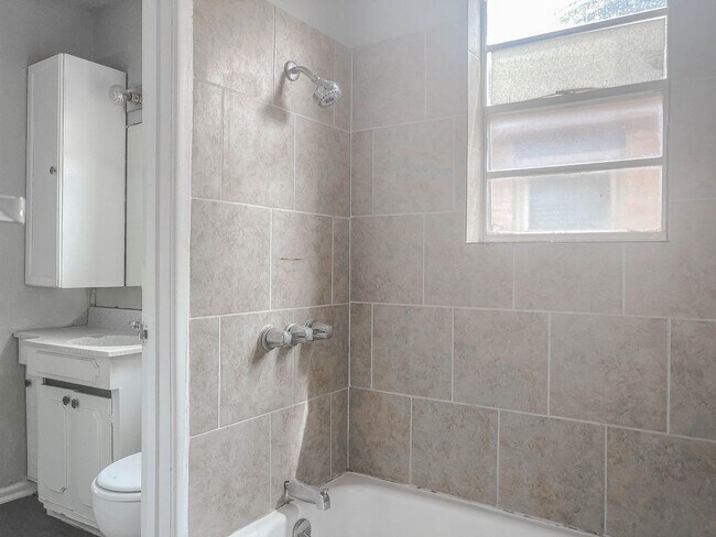 Building Photo - 5416 49th St