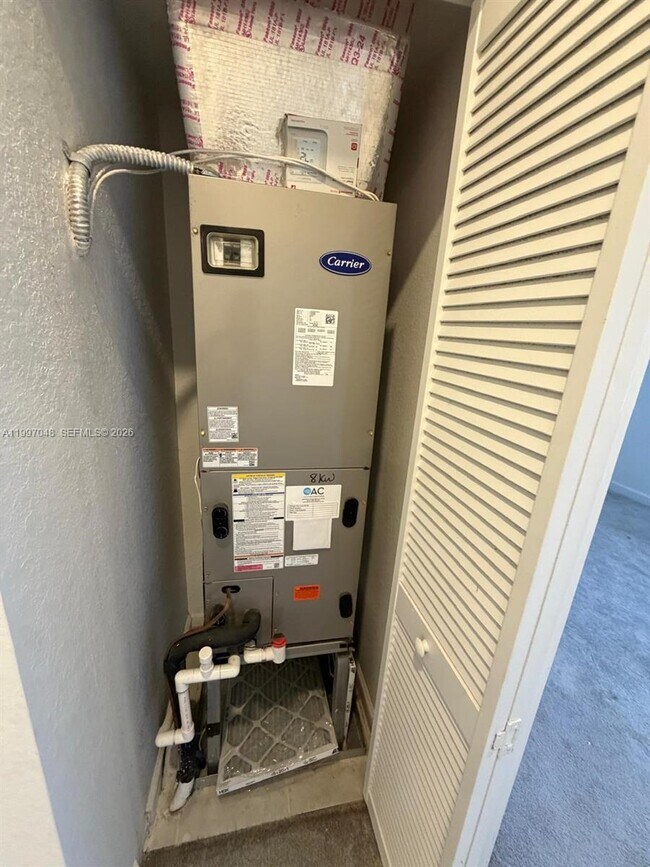 Building Photo - 2659 SE 28th Dr