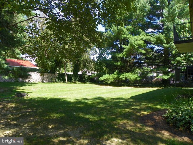 Primary Photo - 356 Saybrook Ln