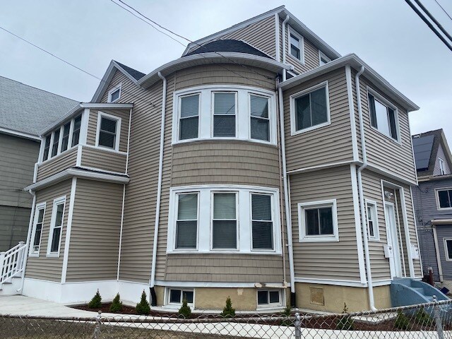 Building Photo - 67 Newbern Ave