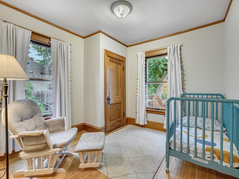 Building Photo - 4319 Harriet Ave