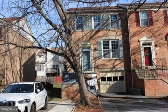 Building Photo - 13252 Copland Ct