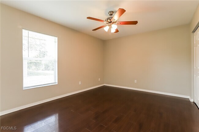 Building Photo - 5840 Regent Rd