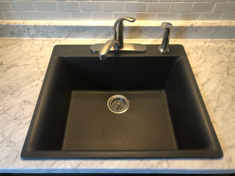 Building Photo - 669 Englewood Avenue