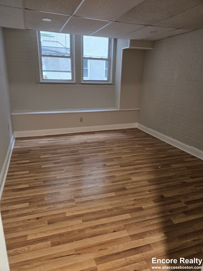 Building Photo - 1185 Commonwealth Ave