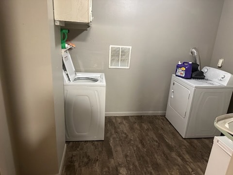 Building Photo - 220 W 6th Ave