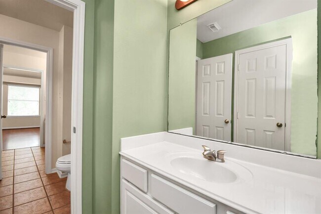 Building Photo - 2523 Sunstone Ln