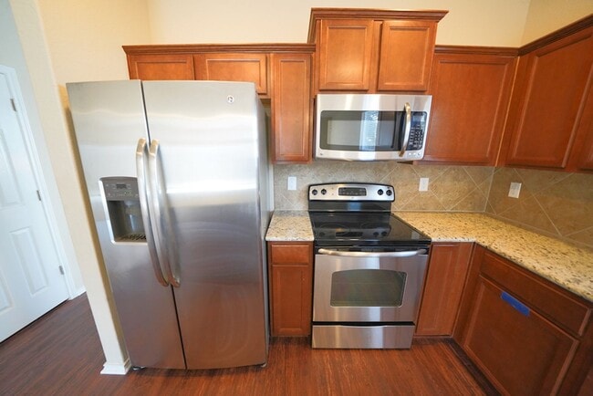 Building Photo - Beautiful home now available in the coveted Riata subdivision of Schertz, TX! Realtor Commission:...