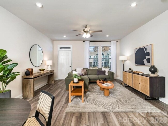 Building Photo - 102 Abercorne Wy