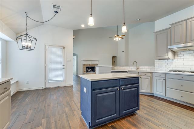 Building Photo - 8 Bear Run Cir