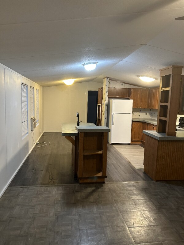 Building Photo - 380 Private Rd 4805