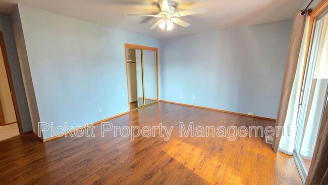 Building Photo - 8671 Silverdale Way NW