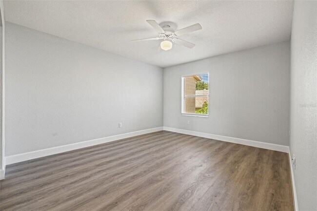 Building Photo - 487 Pinellas Bayway S