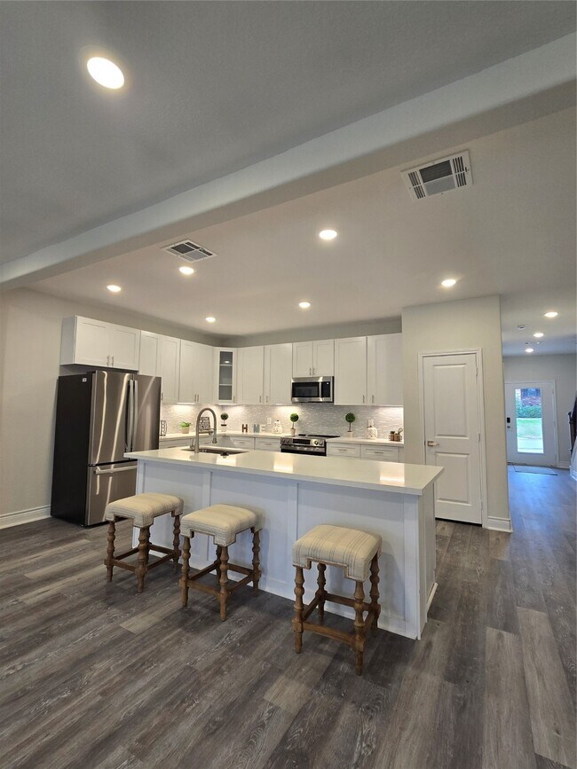 Building Photo - 12969 Centaurus Ct