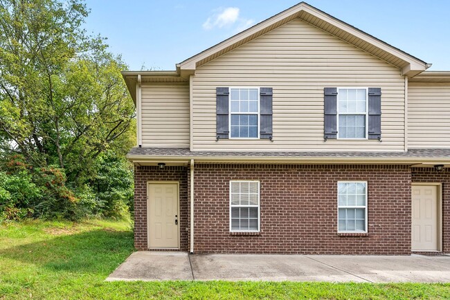 Primary Photo - 363 Mcgee Ct