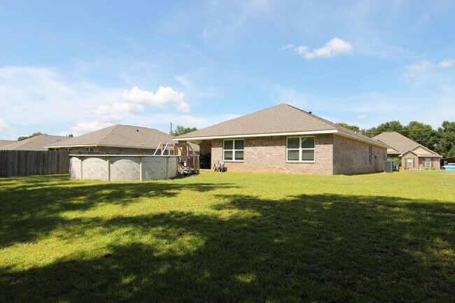 Building Photo - 5372 Wyndell Cir
