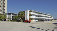 Building Photo - 5400 N Flagler Dr