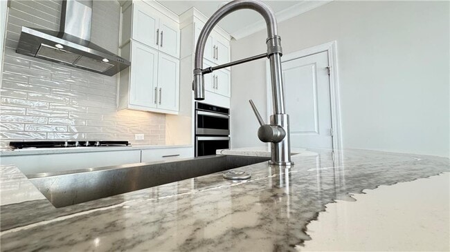 Building Photo - 750 Fieldcrest Park Ln