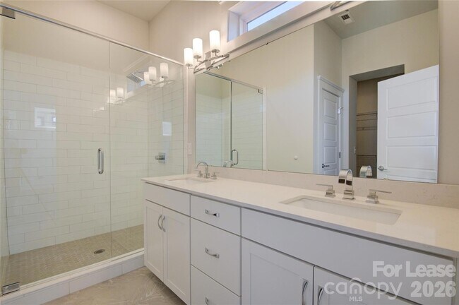 Building Photo - 5939 Ardrey Kell Rd