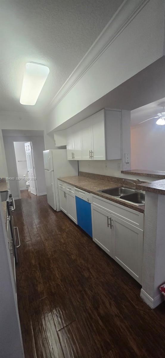 Building Photo - 11630 SW 2nd St